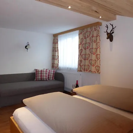 Hotel Maroi