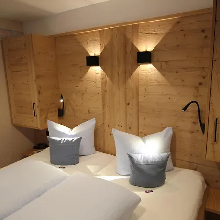 Hotel Maroi Wald am Arlberg